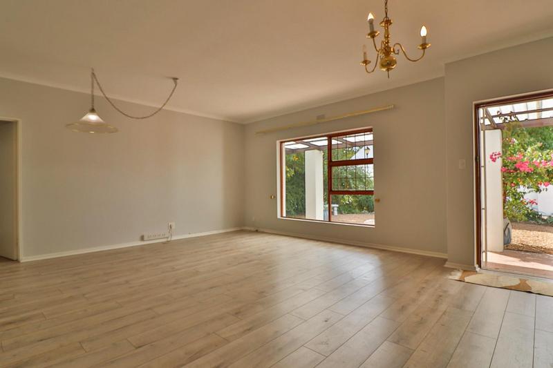 To Let 2 Bedroom Property for Rent in Durbanville Western Cape